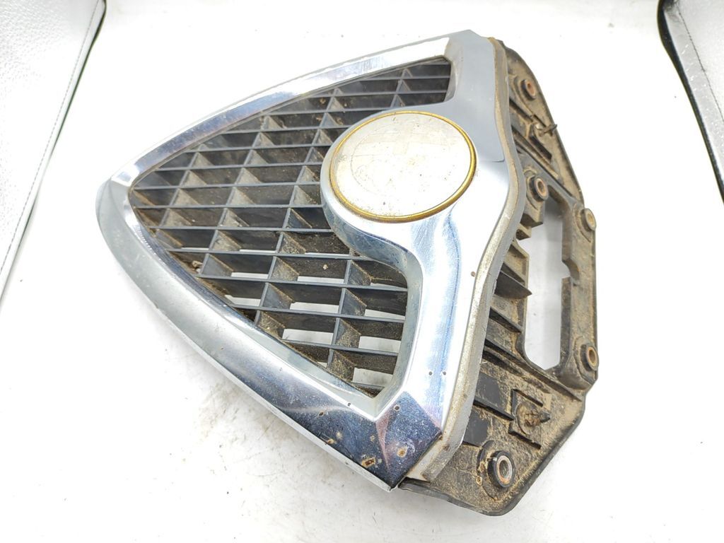 Alfa Romeo 156 2000 Front bumper center upper radiator grill 156017393 