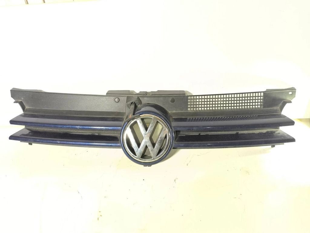 Volkswagen Golf IV 1999 Front grill 1J0853655G 