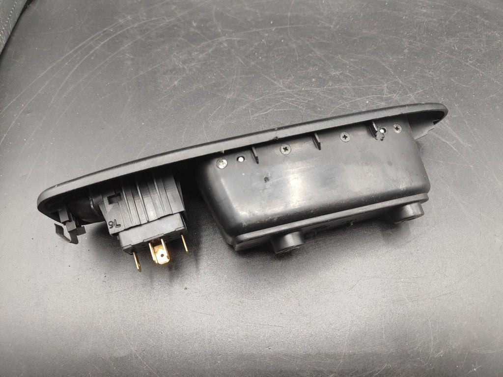 Alfa Romeo 166 2.4JTD 110kW 10V 2003 Electric Window Switch Button 156018359