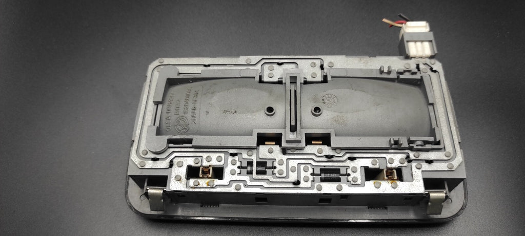 Alfa Romeo 156 1.9JTD 85kW 8V 2004 Interior Front Roof Light Dome 1520400000