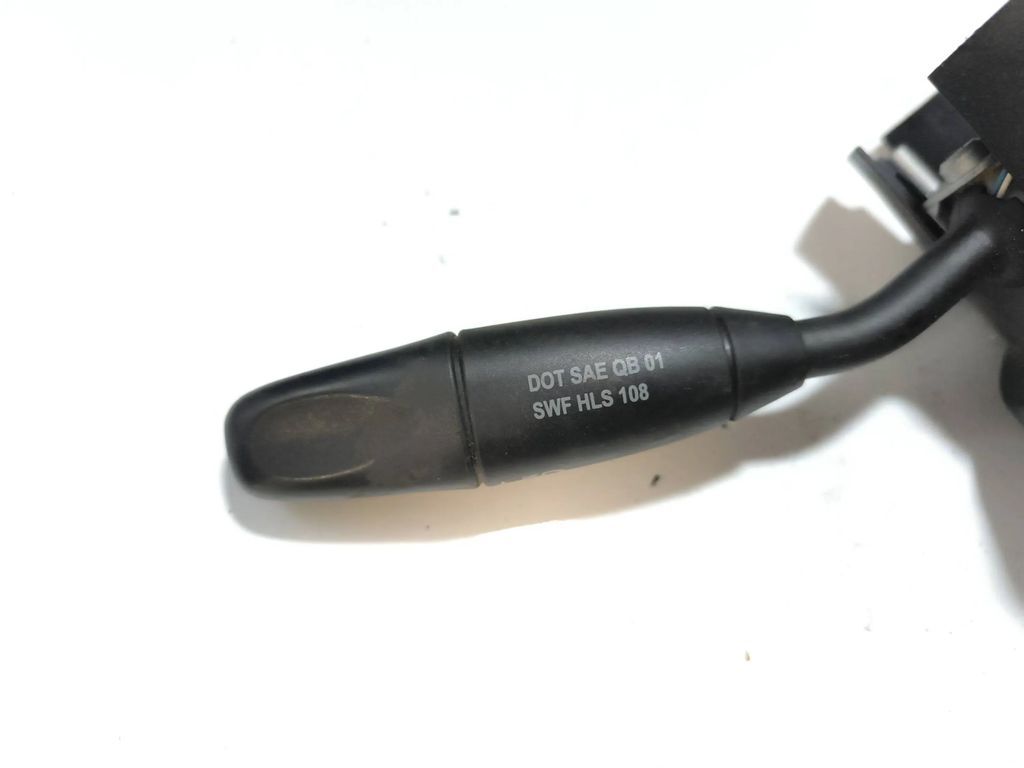 Mercedes-Benz MB Sprinter W906 2012 Turn signal indicator stalk A9065450310 