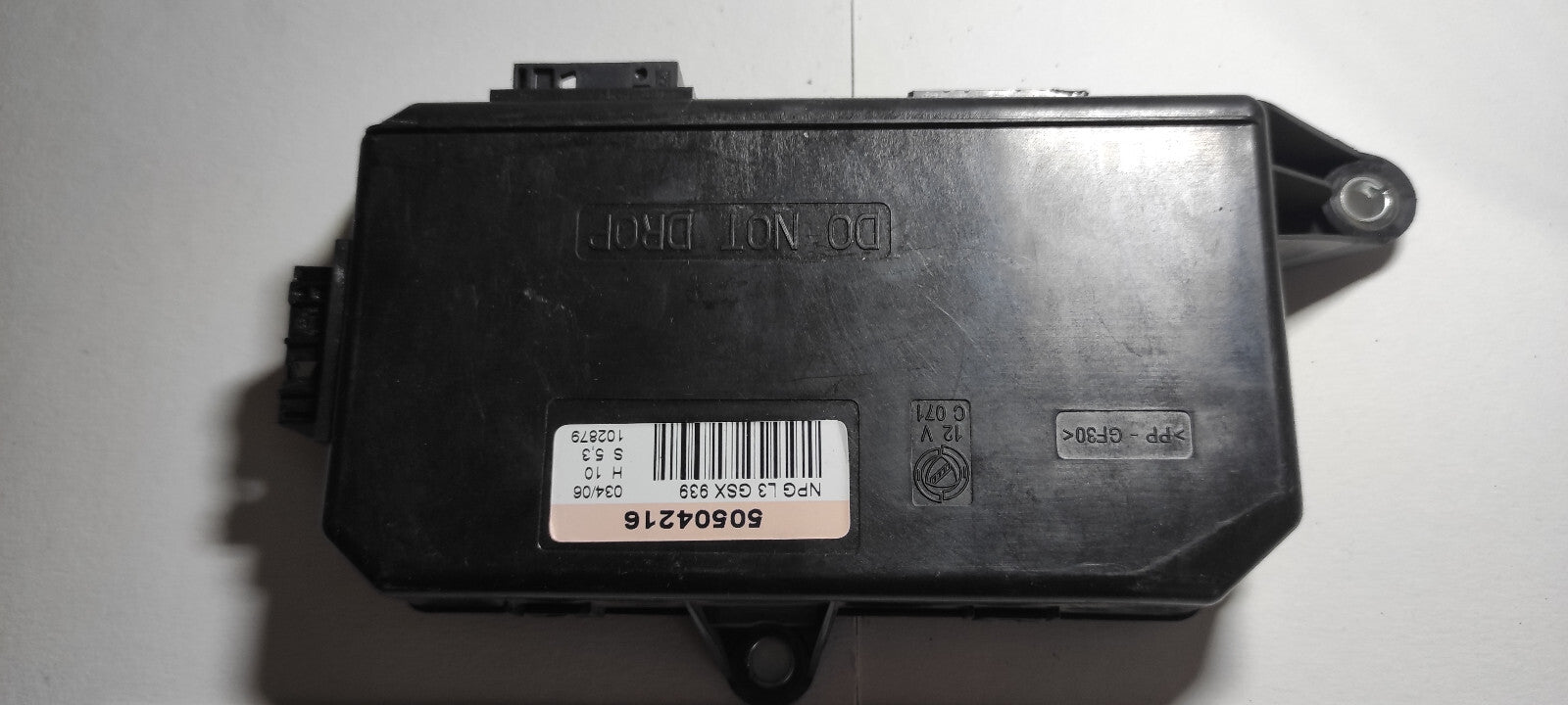 Alfa Romeo 159 2.4JTDM 147kW 2007 LHD Door Control Module ECU 50504216
