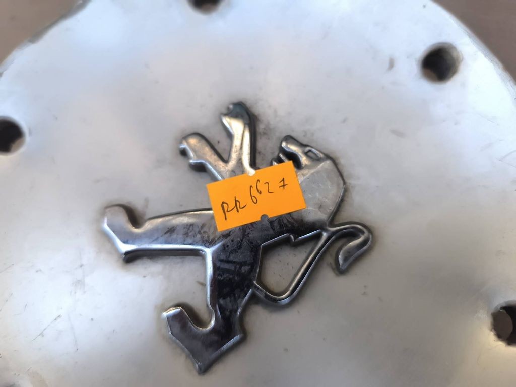 Peugeot 607 2004 wheel cap 9636875877 