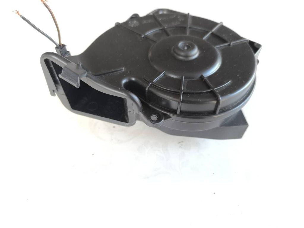 BMW X5 E70 2007 Seat Heater blower fan motor K2167 