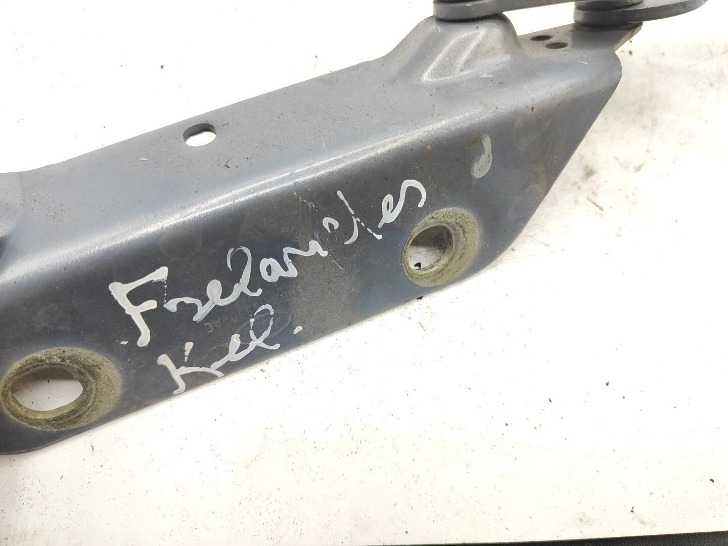 Land Rover Freelander LR2 2009 Front Right Side Bonnet Hood Hinge 6H5216800AC