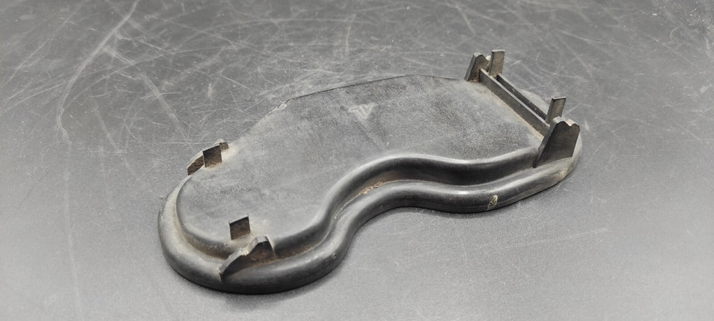 Alfa Romeo 147 1.9JTD 2002 Front Headlight Dust Cover Cap 1305239186