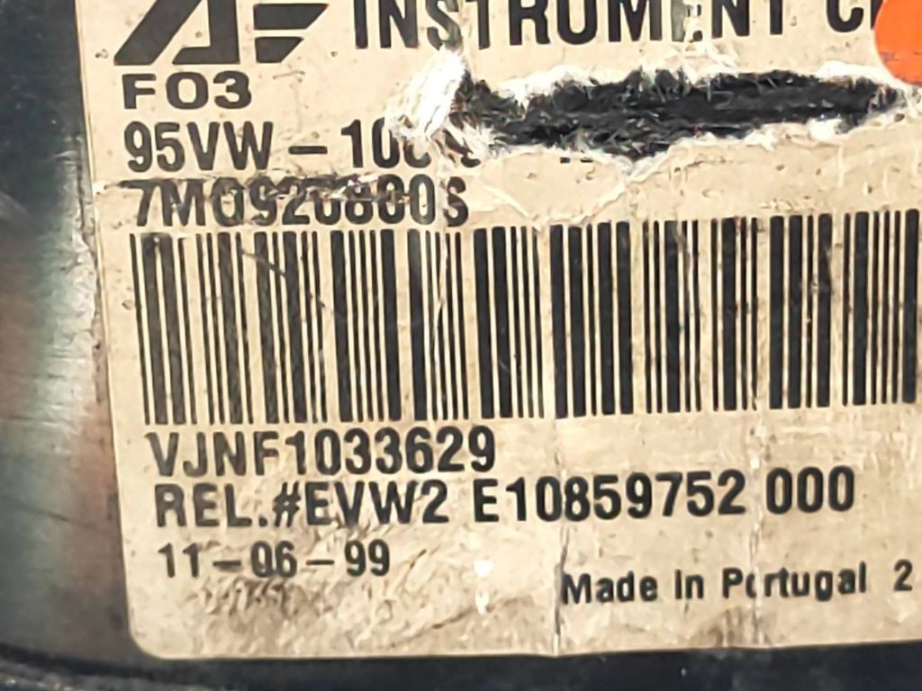 95VW10849NJ Volkswagen Sharan 1997 Diesel speedometer instrument cluster 