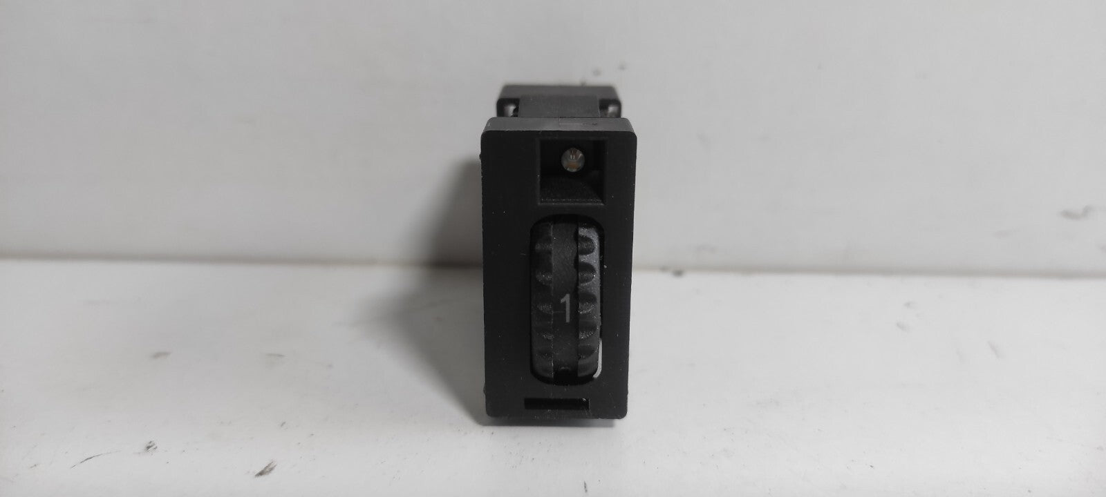 Alfa Romeo 166 2.4JTD 2001 Front Headlight Adjust Light Control Switch 2548902