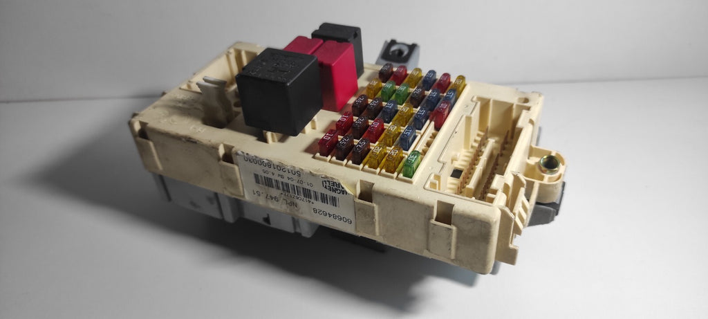 Alfa Romeo GT 1.9JTD 110kW 2004 Diesel Engine Fuse Box Module 60684628