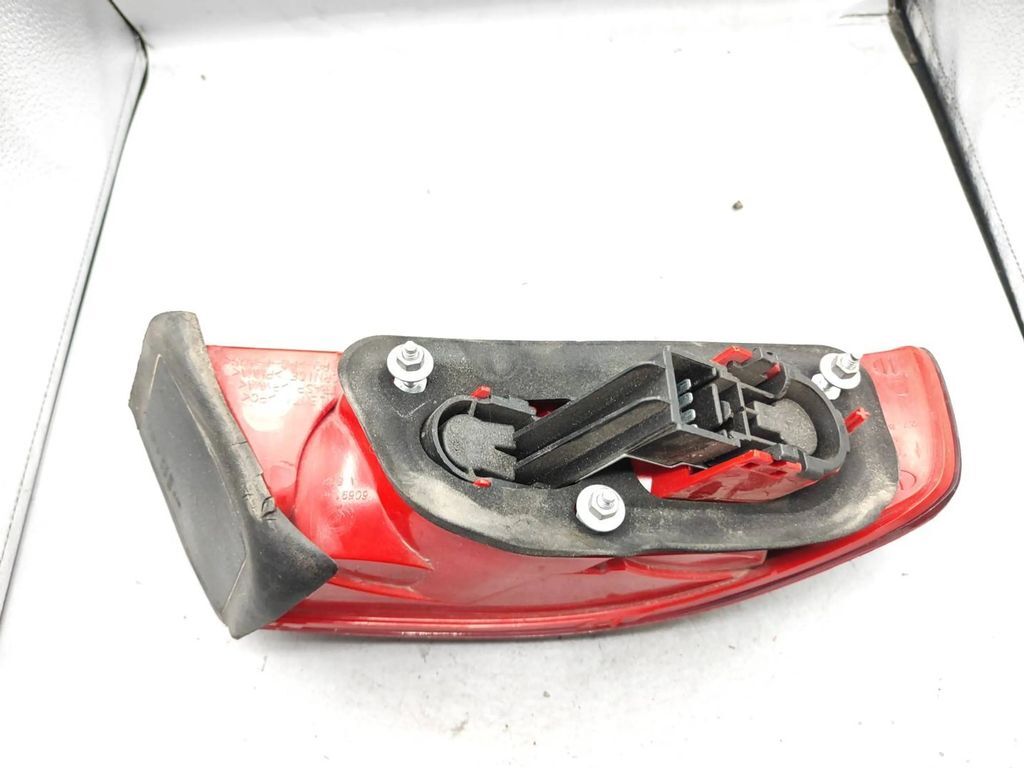 Alfa Romeo 159 2.4JTD 154kW 2008 LHD rear right side tail light lamp 60691363 