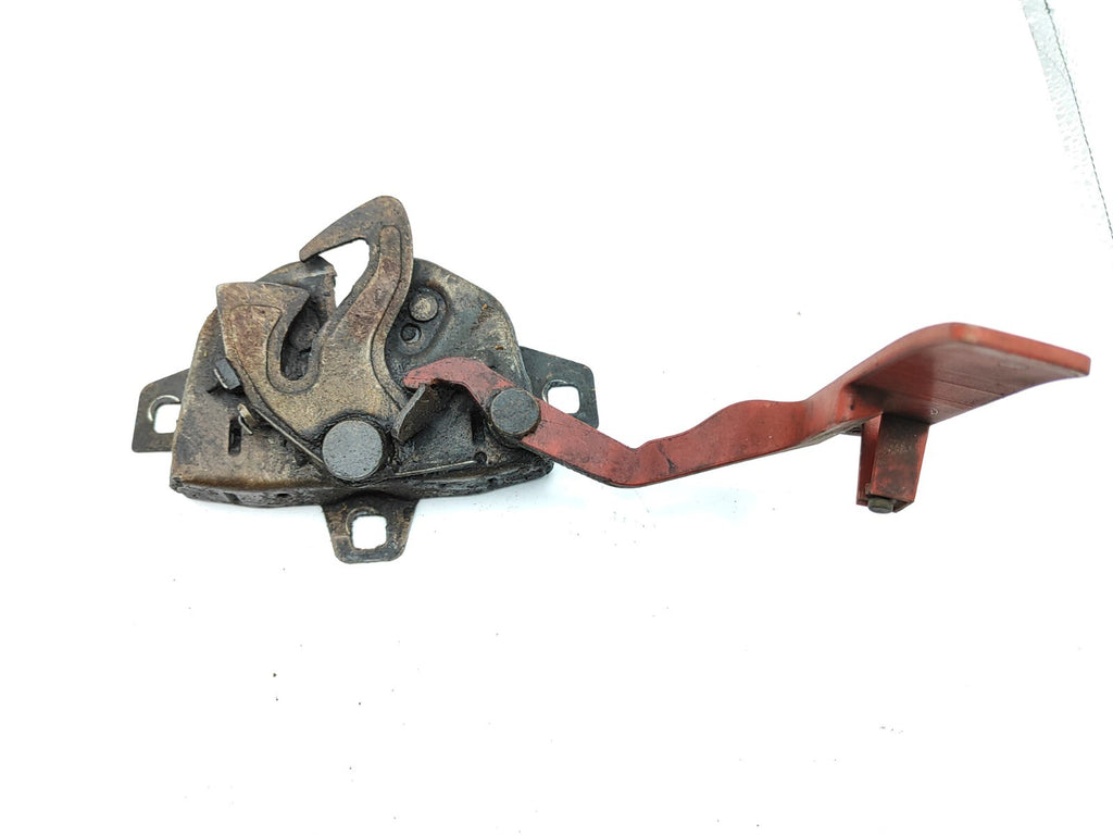 Alfa Romeo 156 SW 2.4JTD 110kW 2001 Front Bonnet Hood Lock Mechanism