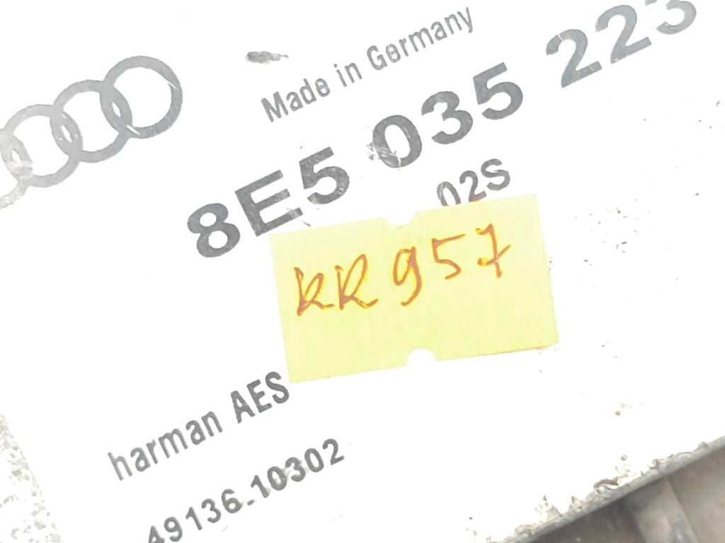 Audi A4 S4 B6 8E 8H 2001 Sound amplifier 8E5035223 