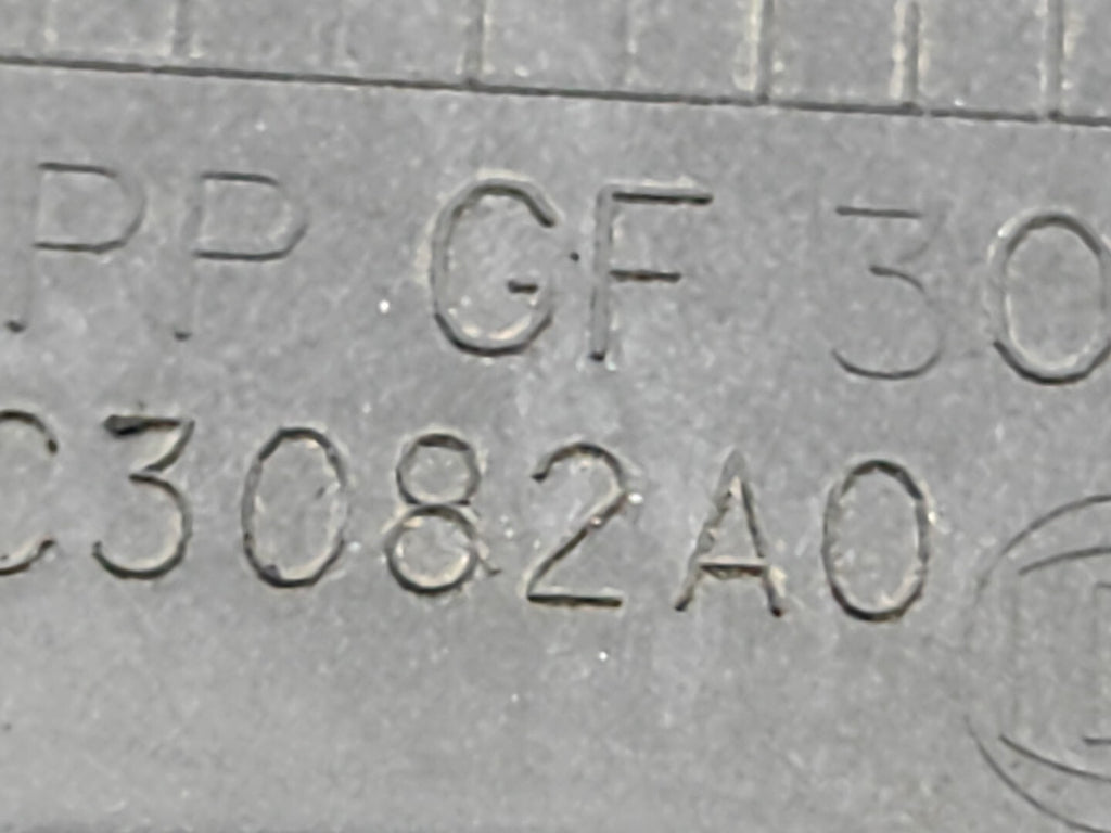 Alfa Romeo 147 1.6TS 2003 Petrol Engine Air Filter Box 46791175 46771036