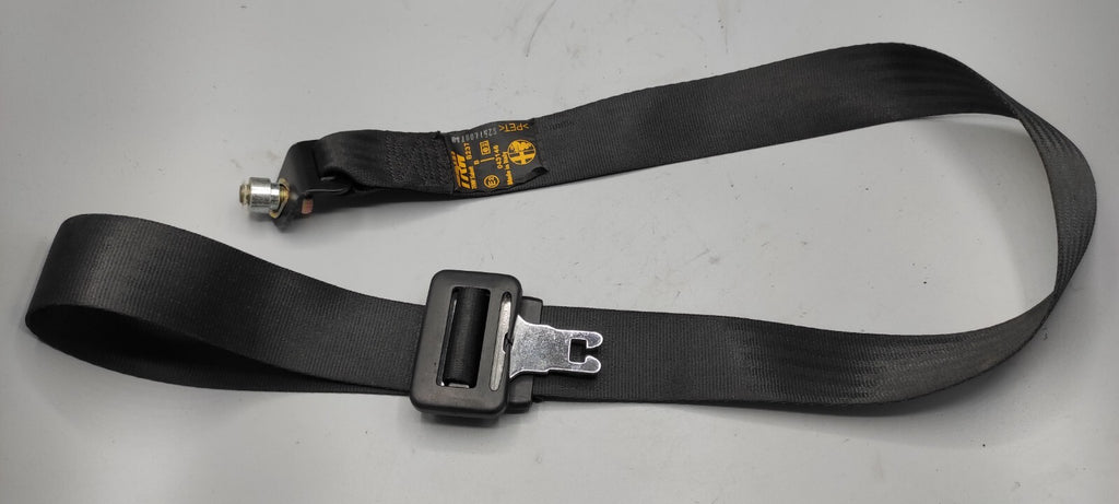 Alfa Romeo 166 2.4JTD 110kW 2003 Rear Seat Middle Center Safety Seatbelt 043146