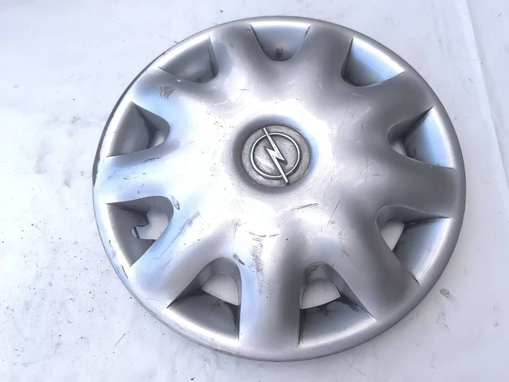Opel Vectra B 1995 R14 wheel hub cap trim 90468685 