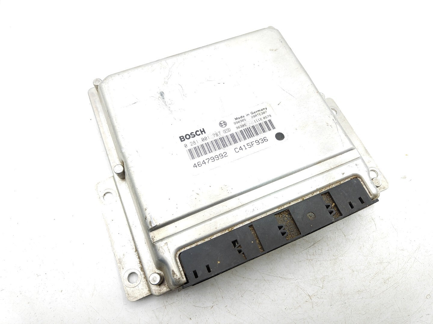 Alfa Romeo 166 2.4JTD 2001 Engine Control Module ECU 46479992 0281001787