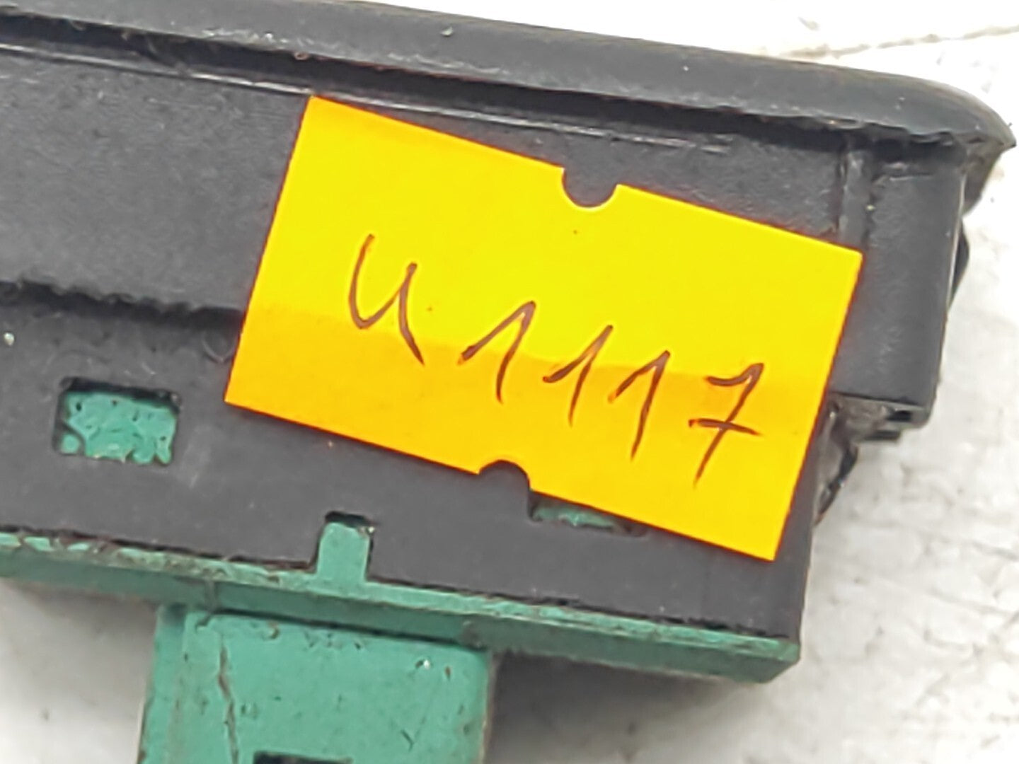 BMW 3 Series E36 1995 Electric Window  Control Switch Button 8365300