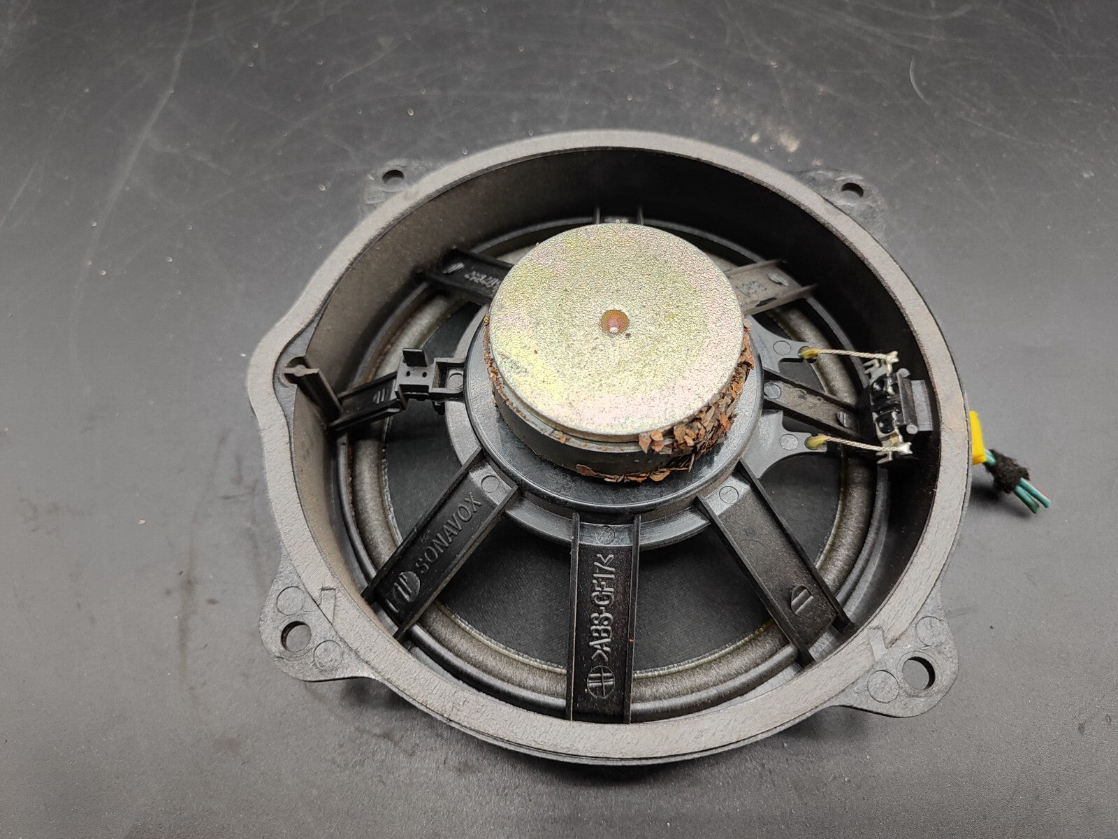 Alfa Romeo 147 1.9JTDm 8V 85kW Diesel 2002 Rear Interior Door Speaker 51721952