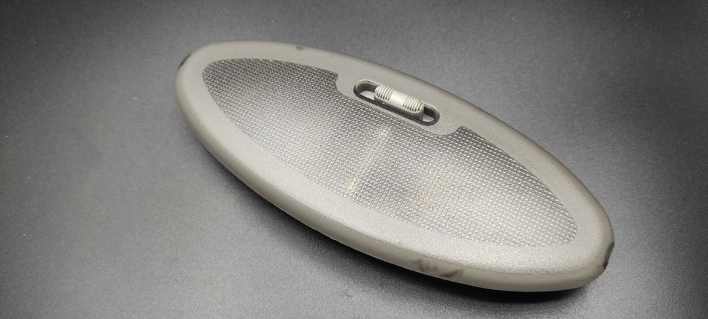 Alfa Romeo 147 / GT 1.9JTD Diesel 2006 Rear Interior Roof Reading Light 0881700