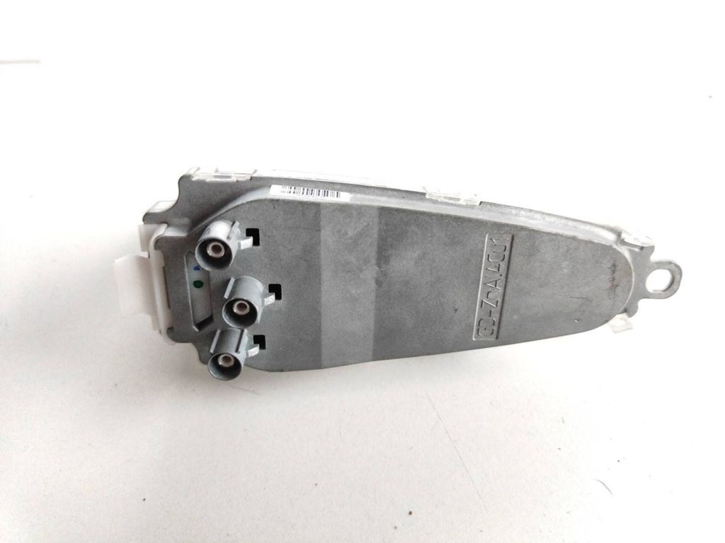 BMW 5 E60 E61 2007 Roof aerial GPS antenna 6957345 