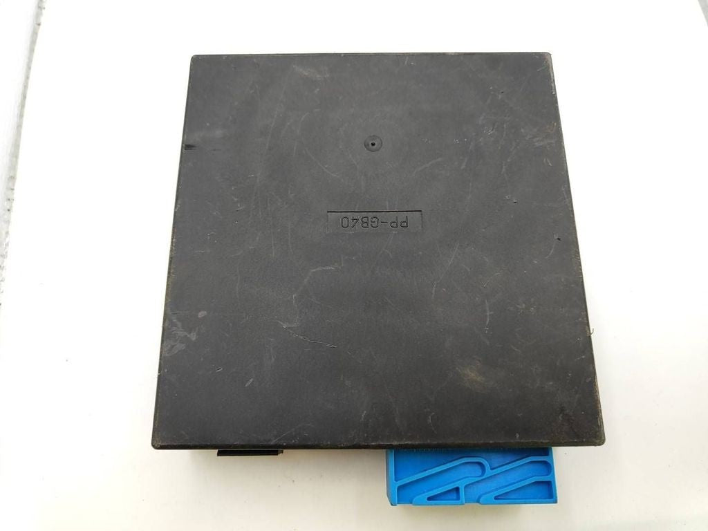 Opel Astra H 2006 control units module 13104879 