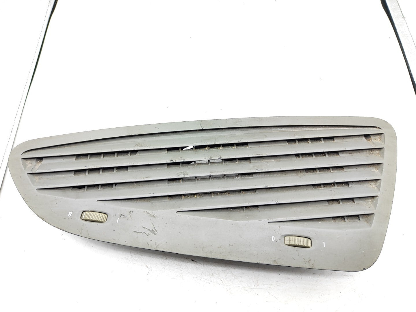 Alfa Romeo 159 2008 Front Panel Dashboard Center Air Vent Grill LS376610 Beige