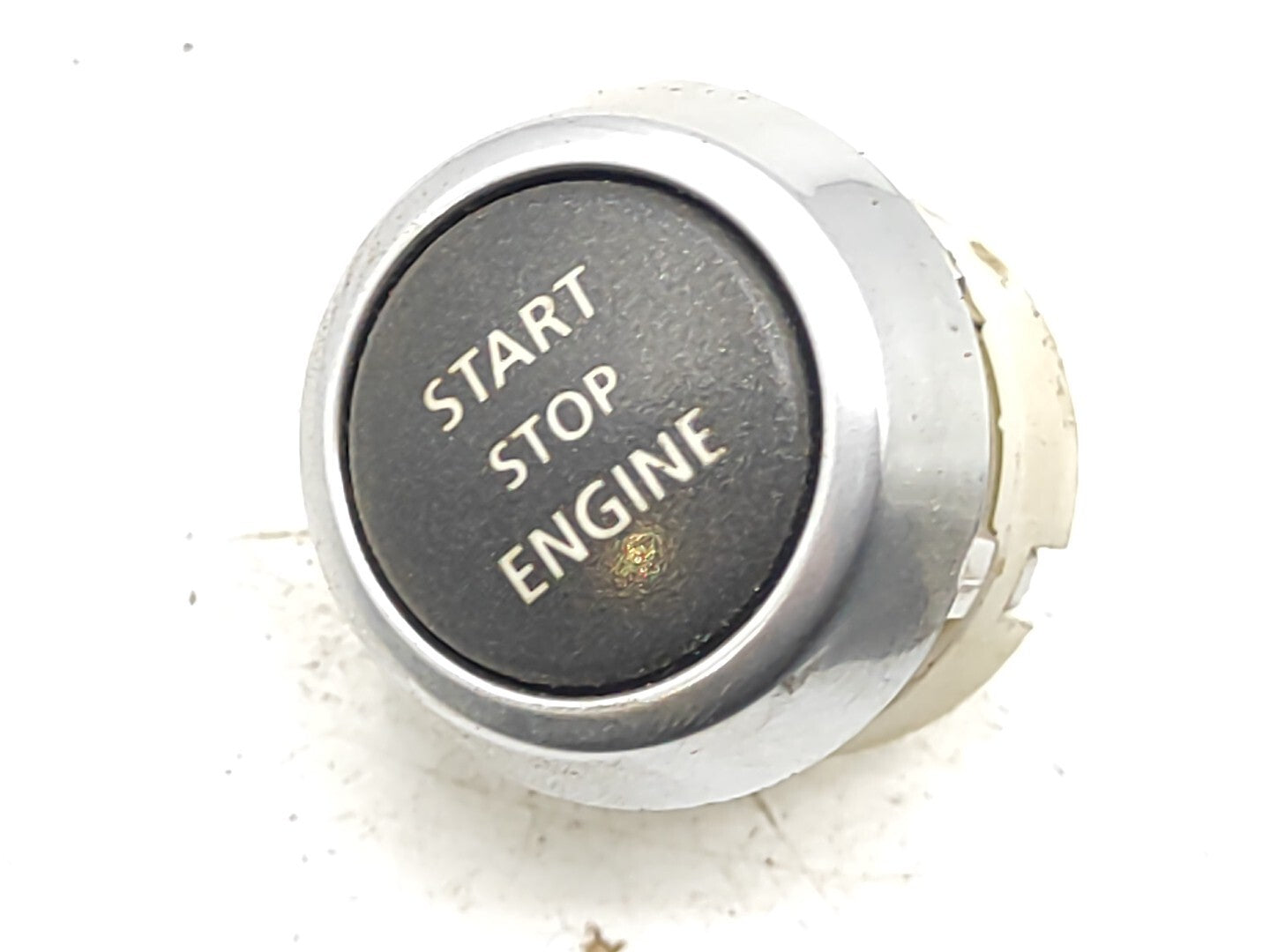 Land Rover Freelander LR2 2010 2.2TD Engine Start Stop Switch Button