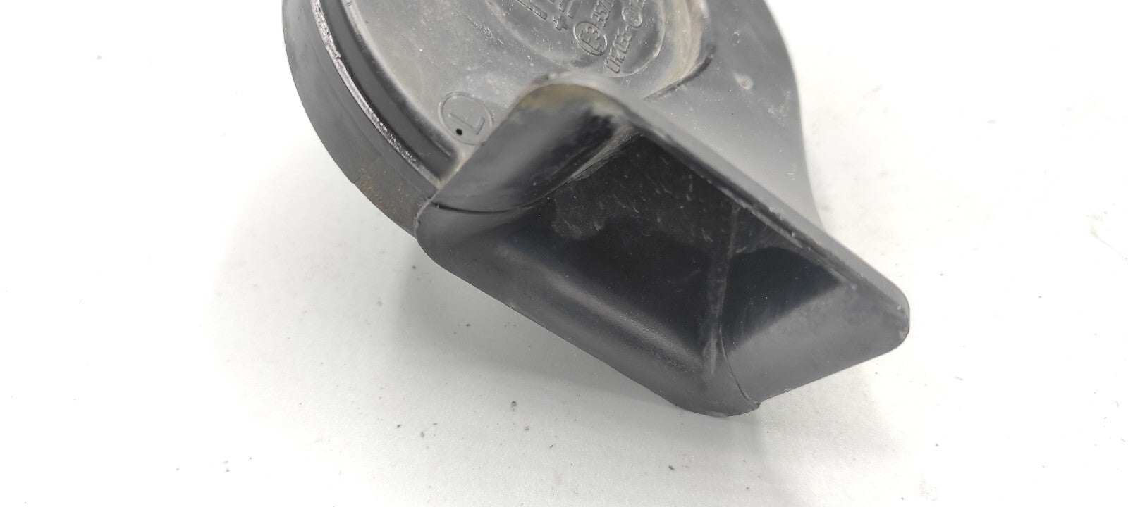 Alfa Romeo 147 1.9JTD 110kW Diesel 2006 Front Horn 35717