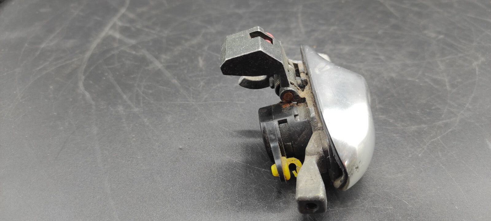 Alfa Romeo 147 1.9JTDm 110kW 2006 LHD Front Right Door Exterior Handle Lock