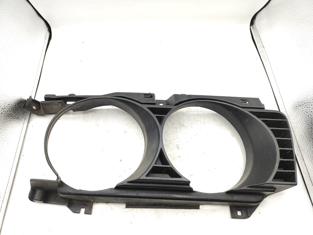 BMW 5 Series E34 Petrol 1988 Front Left Side Headlight Grill 8148311