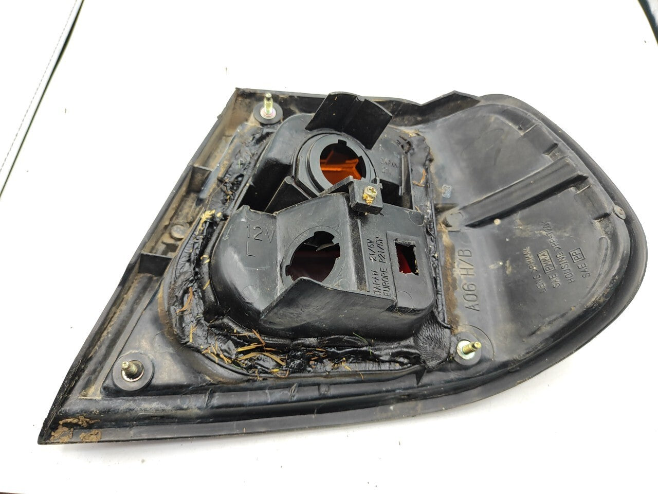 Nissan Almera N15 Hatchback 4/5D 1996 LHD Rear Left Taillight Light Lamp 7379