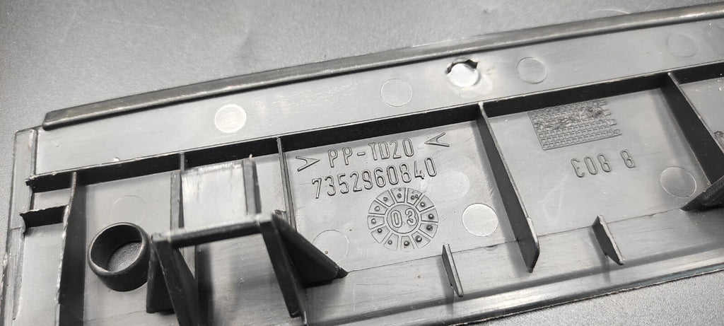 Alfa Romeo 147 1.9JTD 85kW 2004 Rear Additional Brake Light Cover Trim LS376438