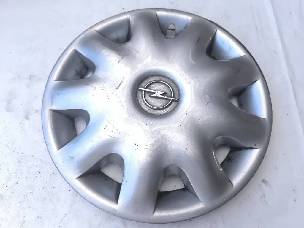Opel Vectra B 1995 R14 wheel hub cap trim 90468685 