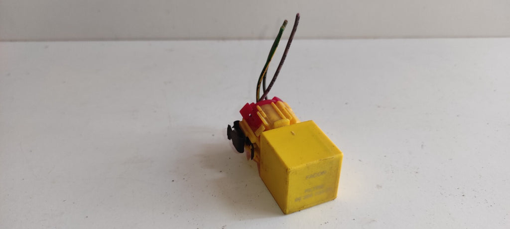 Peugeot 607 3.0i V6 Petrol 2001 Relay Fuse Module 9638603580