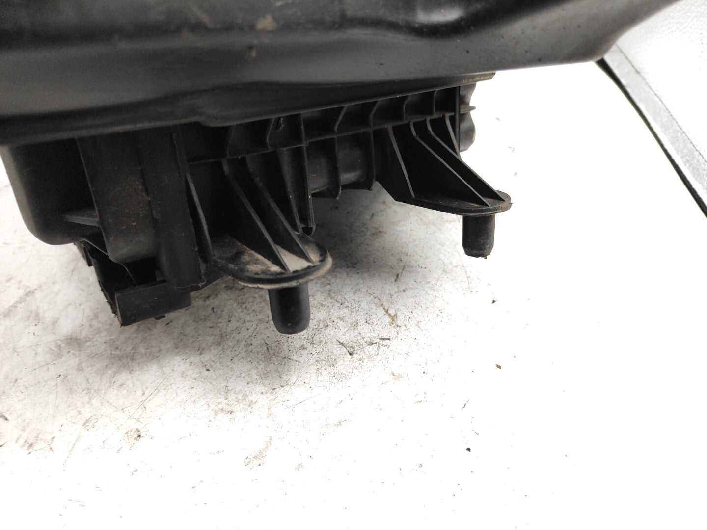 Alfa Romeo 147 2.0 Twin Spark 2003 Petrol Engine Air Filter Box 46771036