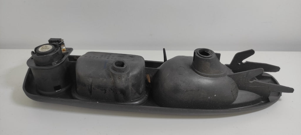 Alfa Romeo 166 2.4JTD 110kW 2002 Rear Right Door Inner Door Handle Trim