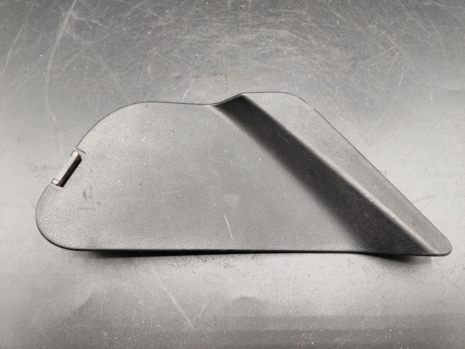 Alfa Romeo 159 SW 2002 Rear Right Tailgate Taillight Bulb Trim 156049962