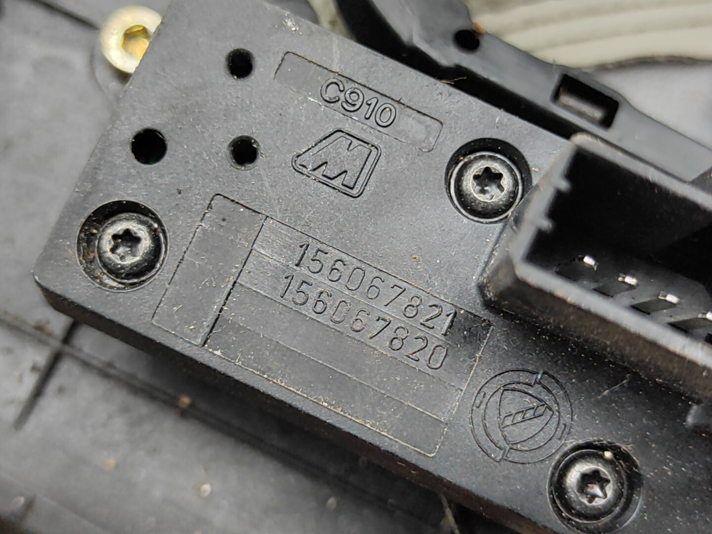 Alfa Romeo 159 2007 Knob Shifter Surround Trim Leather 156067821 GOLDEN