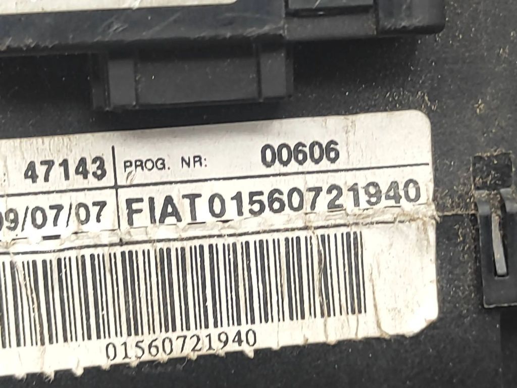 Alfa Romeo 159 2007 Wiper turn signal stalk switch lever 01560721940 