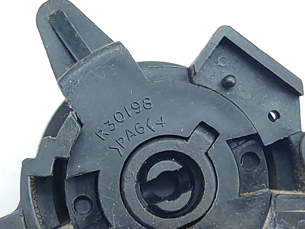 Rover 25 2001 Tailgate trunk boot lock catch latch R30198 