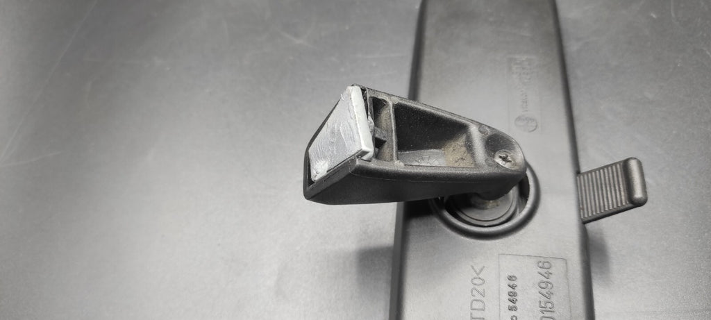 Alfa Romeo 147 1.9JTD 85kW 8V 2003 Rear Interior View Mirror E30154946