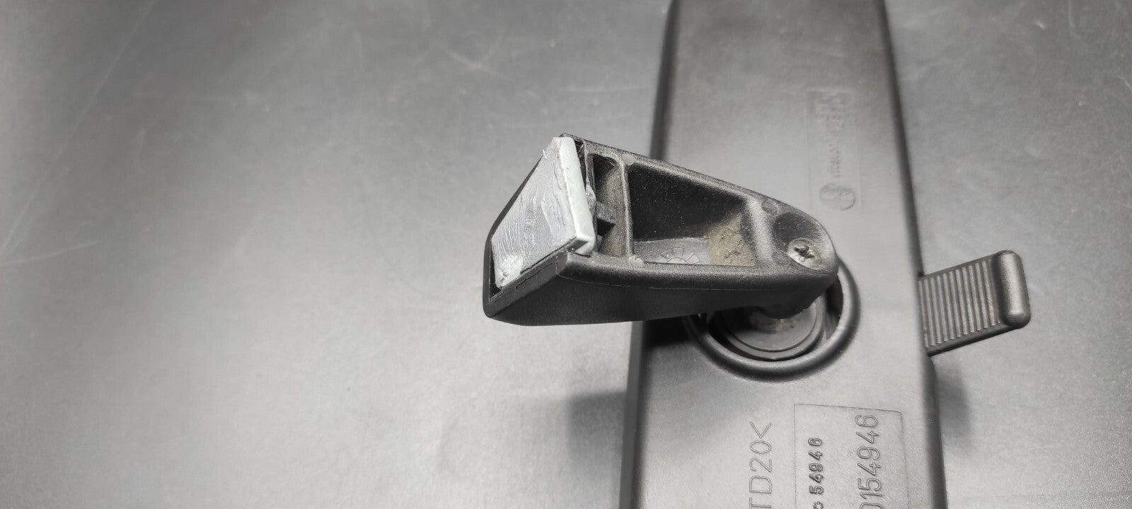 Alfa Romeo 147 1.9JTD 85kW 8V 2003 Rear Interior View Mirror E30154946