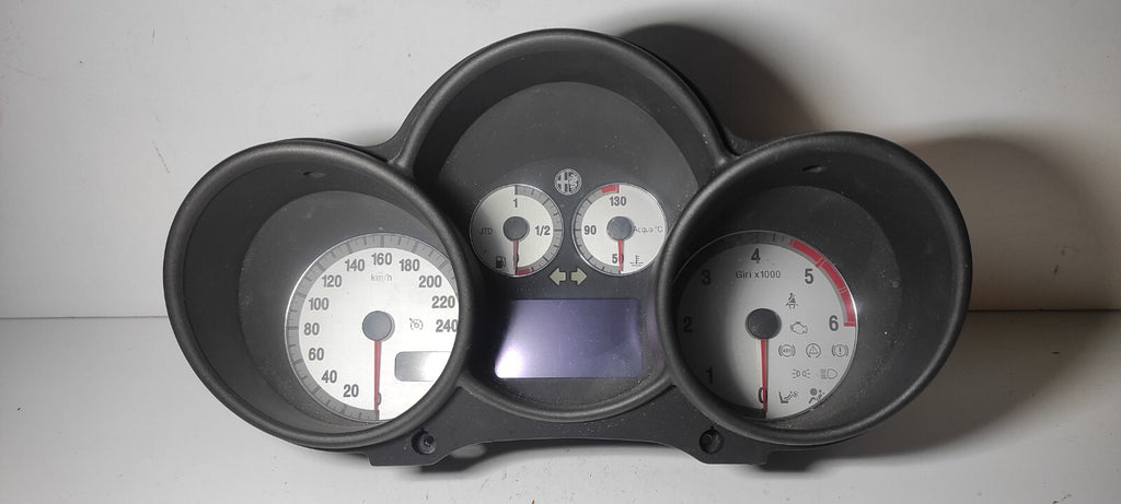 Alfa Romeo GT 1.9JTD 110kW 2004 LHD Speedometer 156050197 110080264011