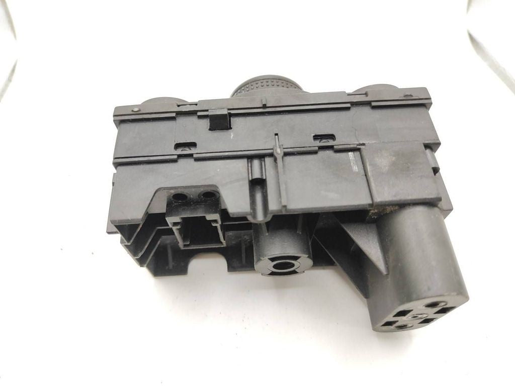 Opel Astra H 2005 Light switch 13100140 