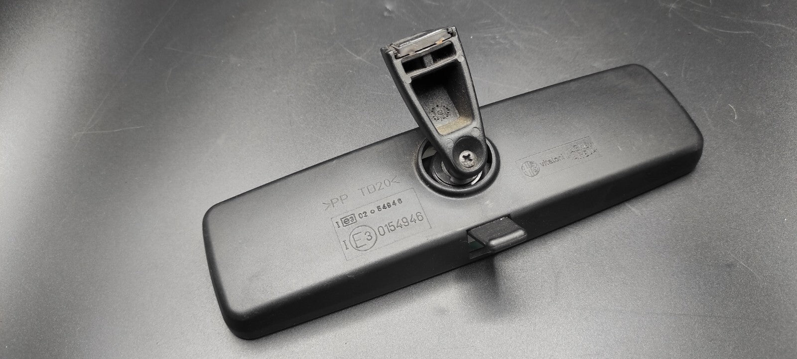 Alfa Romeo 147 1.9JTD 85kW 8V 2002 Rear Interior View Mirror E30154946