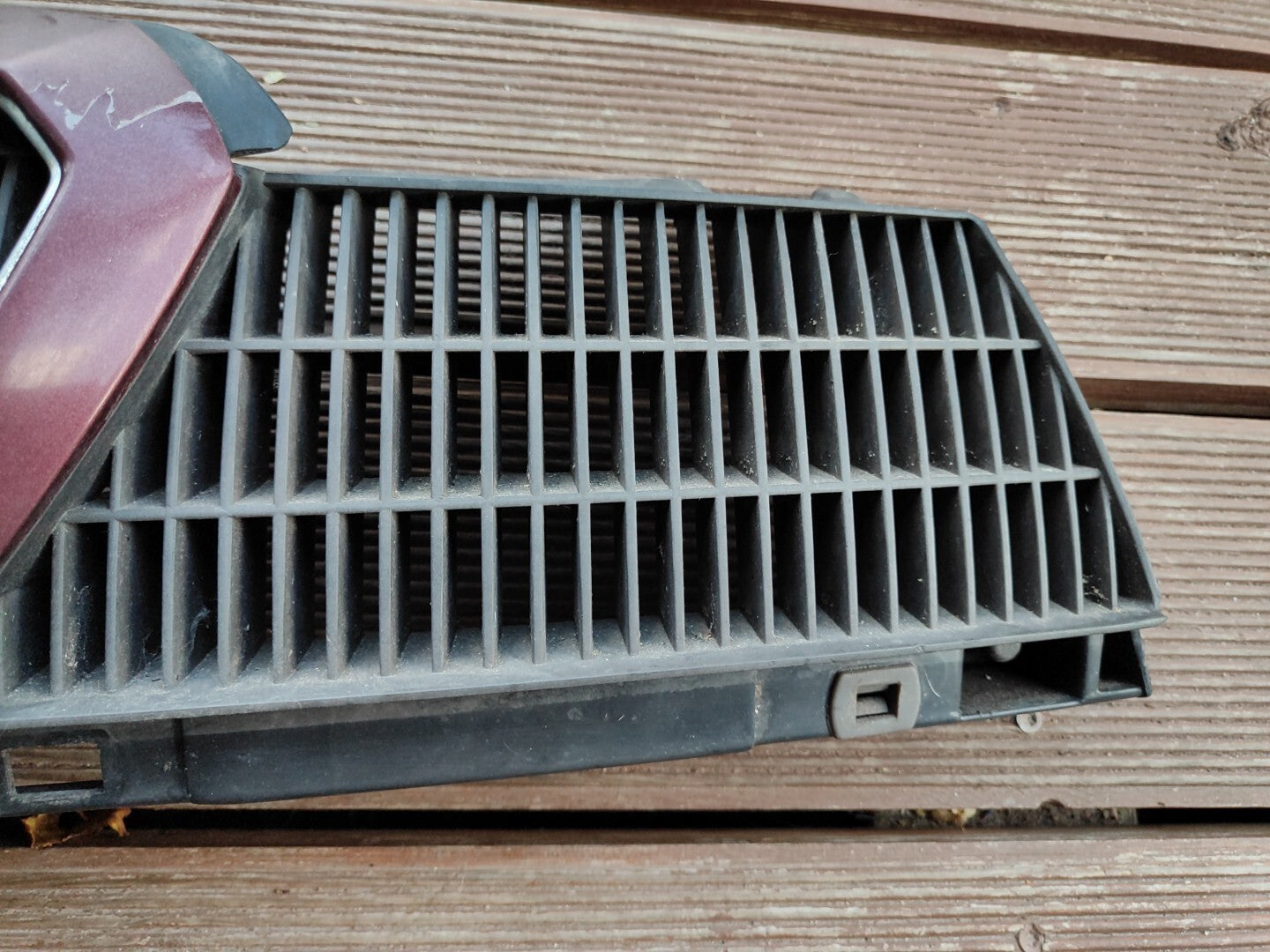 Alfa Romeo 155 Front Upper Mesh Grill 60506207