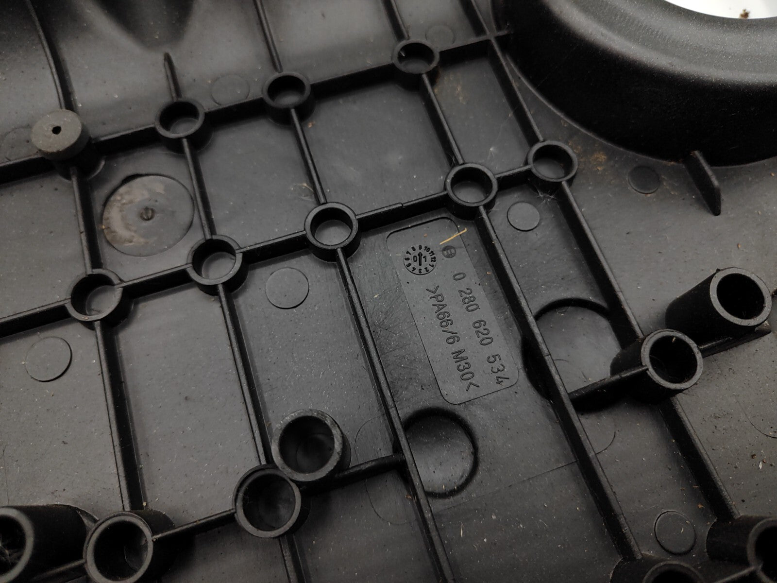 Alfa Romeo 147 156 2.0TS 1.6TS 2000 Engine Plastic Top Cover 0280620534