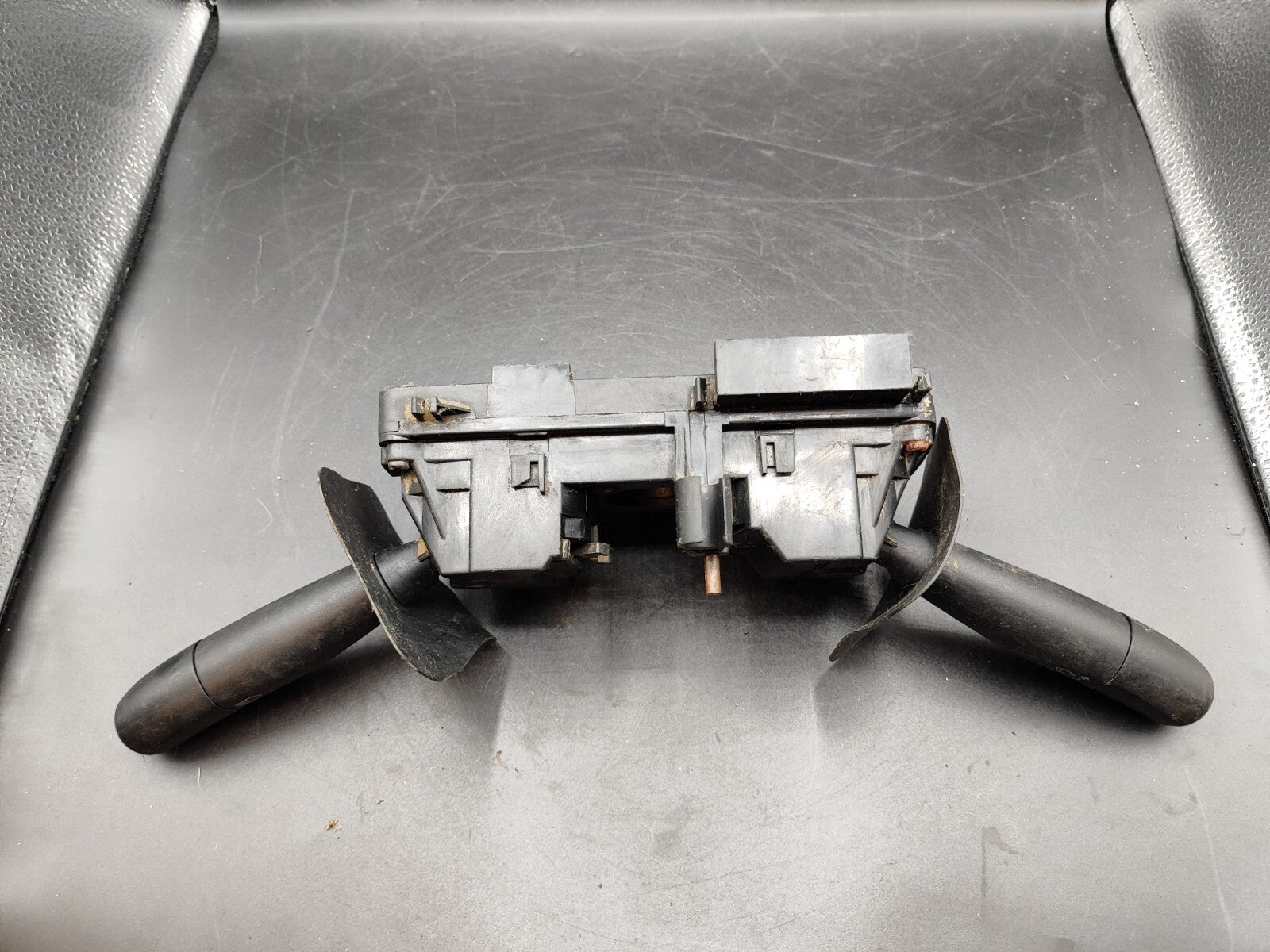 Alfa Romeo 166 2.4JTD 2001 Turn Light Wiper Indicator Stalk Lever 156018004