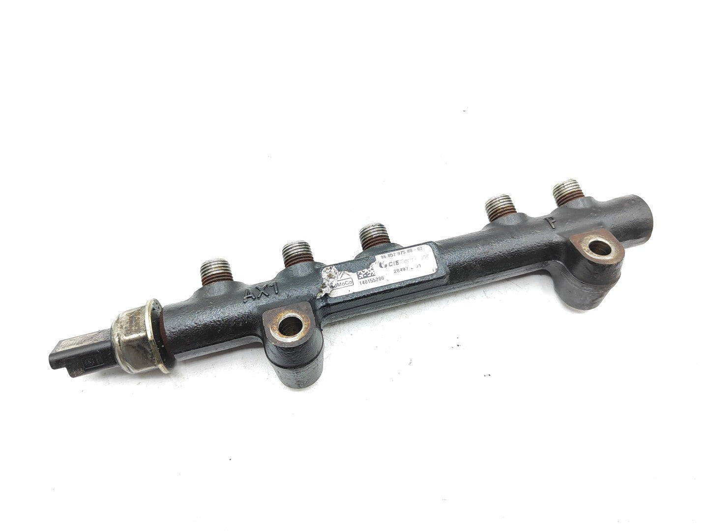 Ford Focus MK3 1.6TDCI Engine Fuel Rail 9685297580