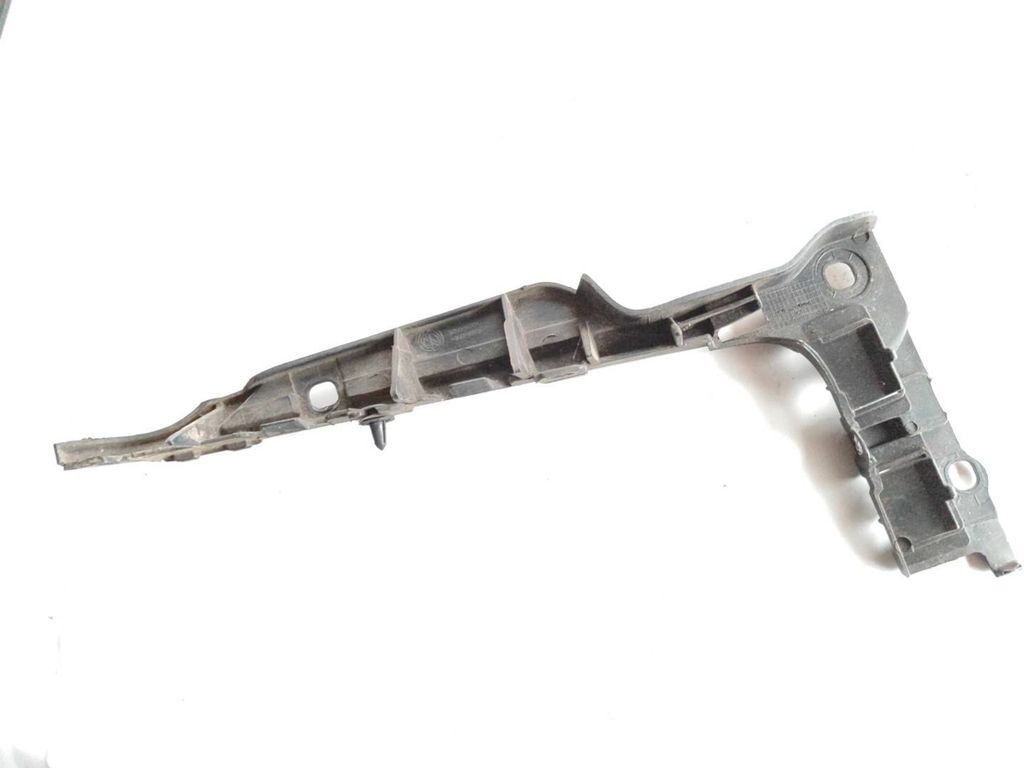 Alfa Romeo 159 2008 rear right side bumper mounting bracket 60688692